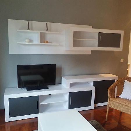 Casco Historico- Vivienda De 2 Habitaciones Con Parking Oviede Extérieur photo