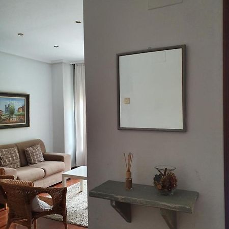 Casco Historico- Vivienda De 2 Habitaciones Con Parking Oviede Extérieur photo