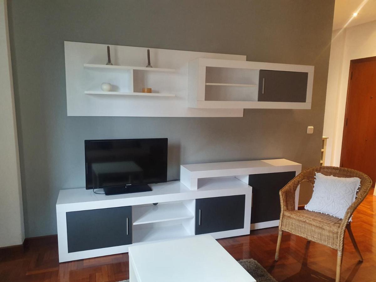 Casco Historico- Vivienda De 2 Habitaciones Con Parking Oviede Extérieur photo