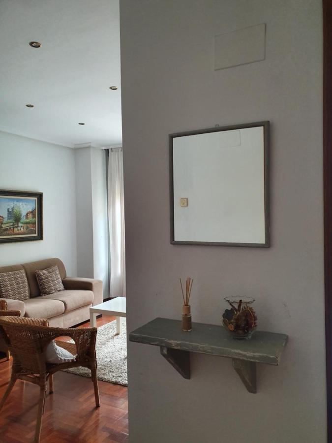 Casco Historico- Vivienda De 2 Habitaciones Con Parking Oviede Extérieur photo