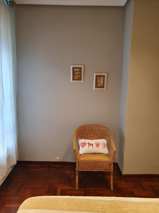 Casco Historico- Vivienda De 2 Habitaciones Con Parking Oviede Extérieur photo